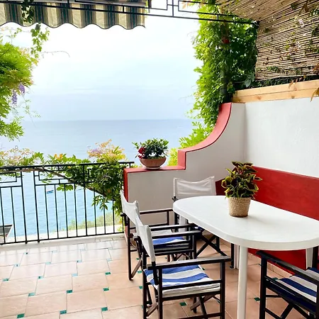 アパート Positano's Flats ポジターノ