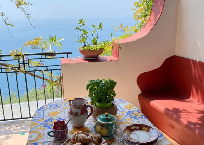 Positano's Flats Апартаменты *