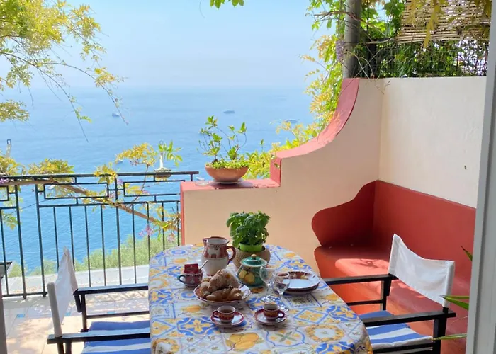 Positano's Flats شقة