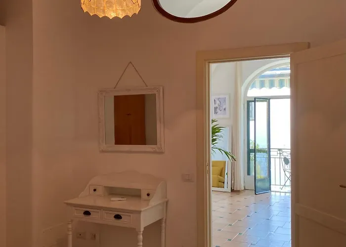 Positano's Flats Апартаменты *
